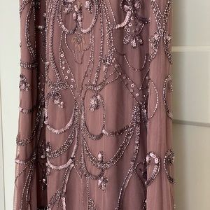 Stunning gown Aidan Mattox